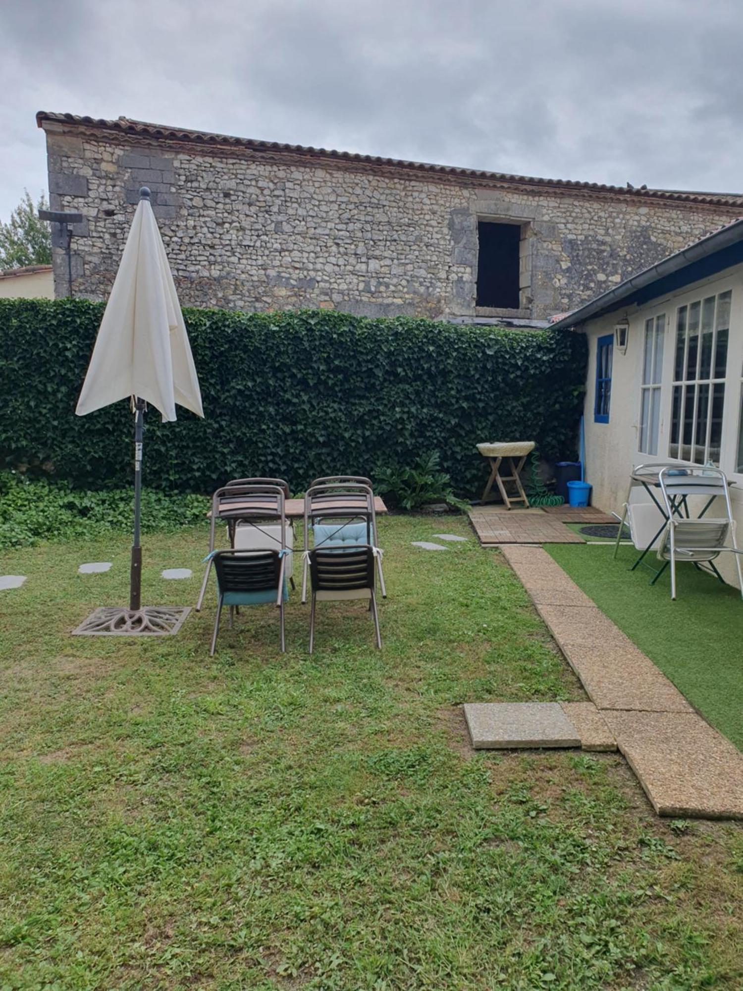 Holiday home La Maison De Jeanne Lesparre-Medoc